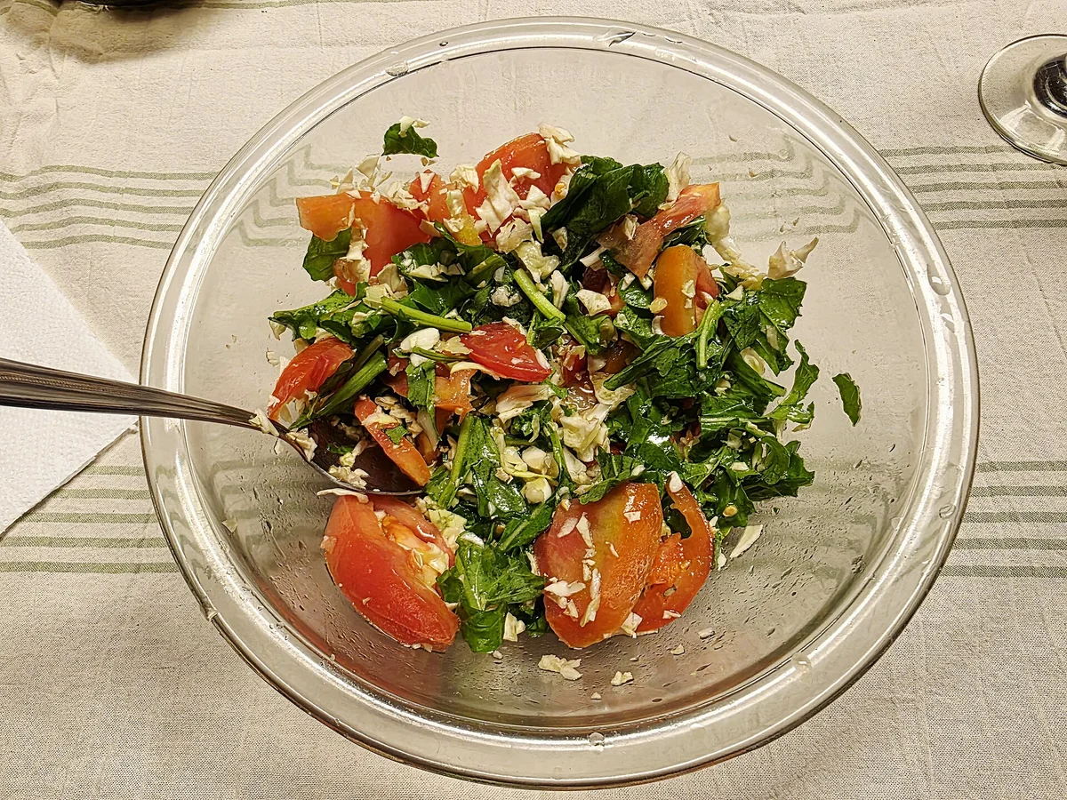 burger king menu nutrition: lighter salad and lower-calorie choices